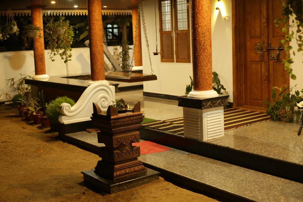 Mi Casa Tu Casa Apartment Kochi Bagian luar foto