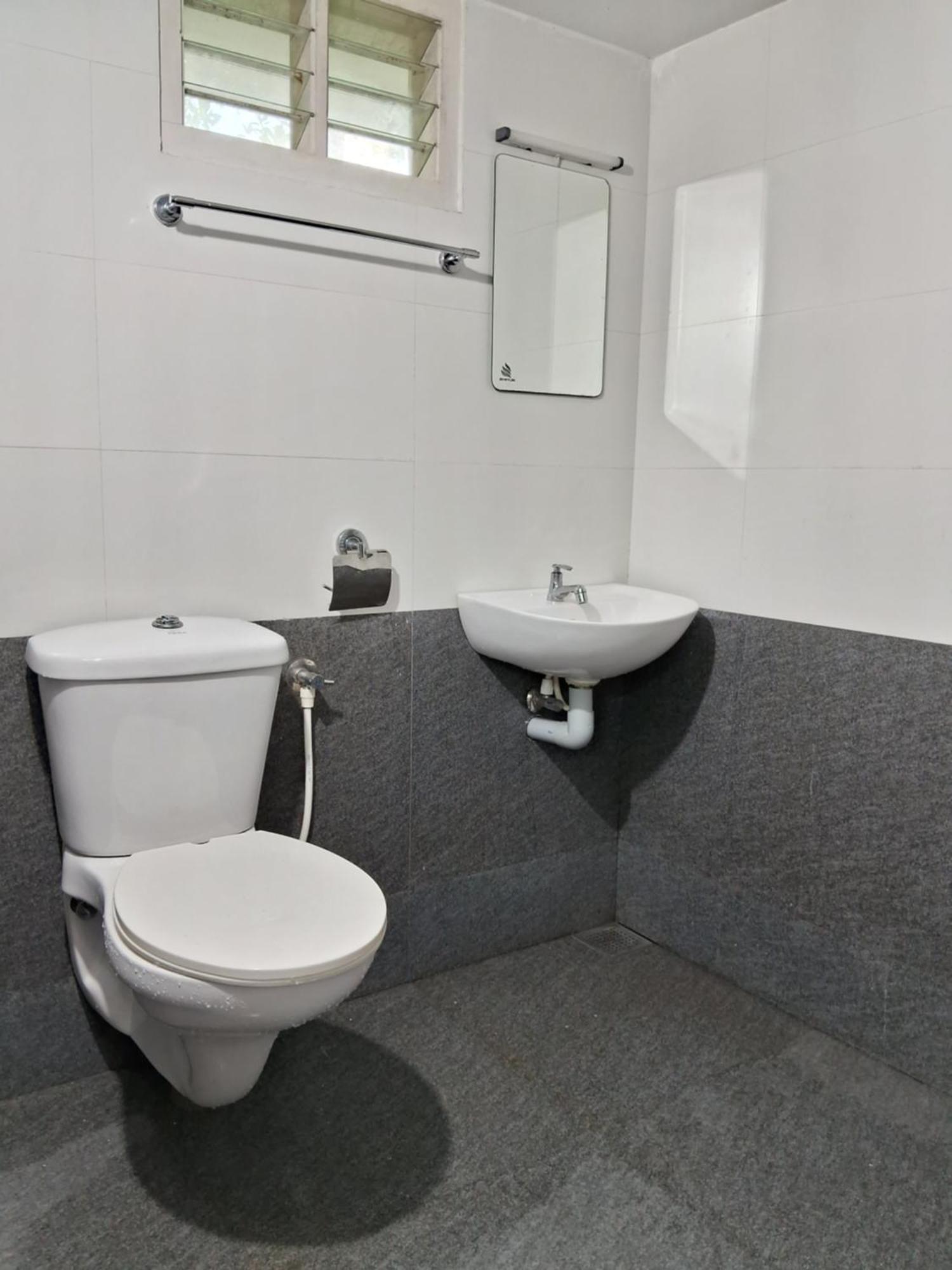 Mi Casa Tu Casa Apartment Kochi Bagian luar foto